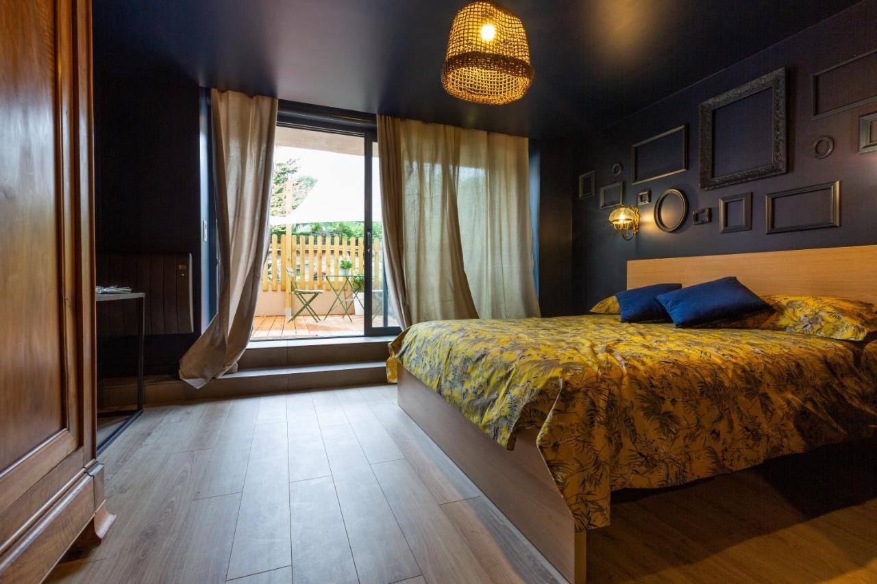 Bed and Breakfast Les Dames-Jeannes Chavot-Courcourt Exteriér fotografie